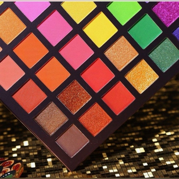 UCANBE EXOTIC FLAVORS Eyeshadow Palette + 15 Brushes Makeup Palette BRAND NEW - Picture 4 of 6